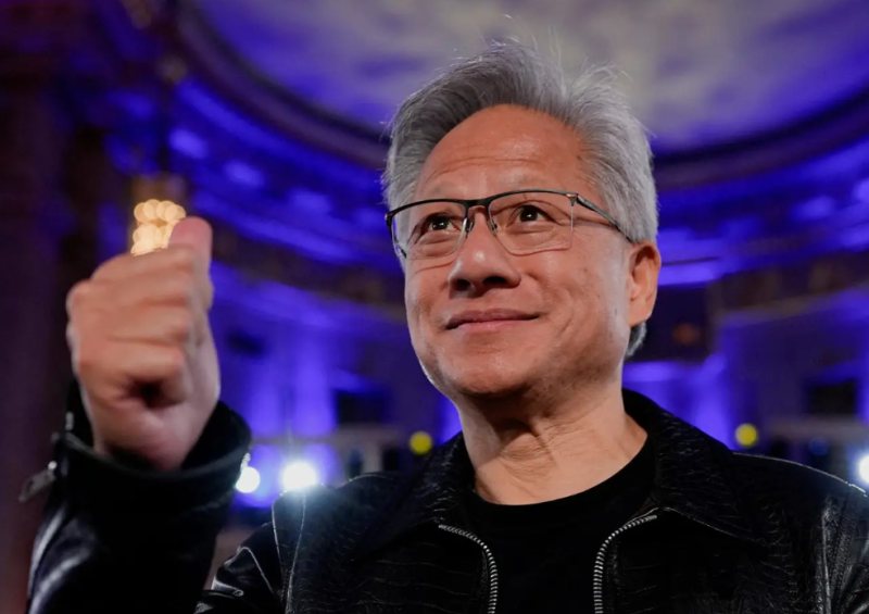 英伟达,Dollar Tree,Dollar General